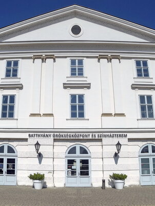 Batthany Örökségközpont és Színházterem